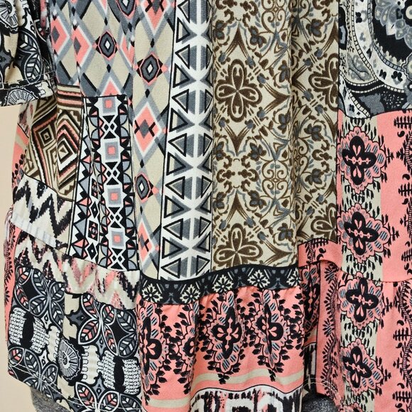 Pomelo Tunic Top Womens Size L Boho Patchwork Bell Sleeve Lightweight Flowy USA - Picture 9 of 10